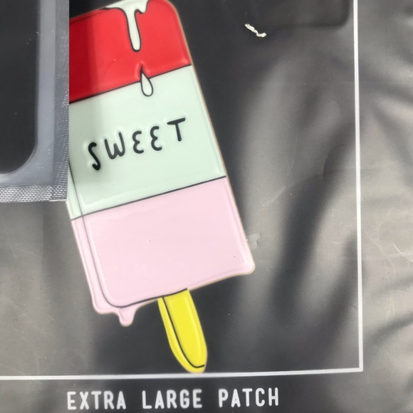 PATCHES - Picture 3 of 7